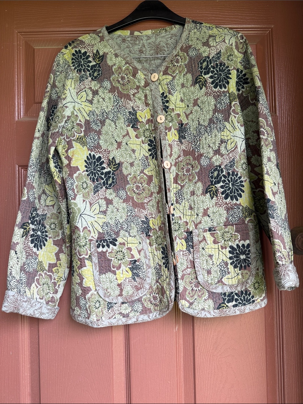 Floral Quilted Reversible Button-Front Jacket in Olive, Black & Brown Size M
